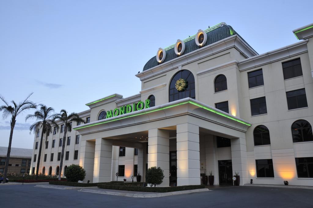 Mondior At Emperors Palace Kempton Park Buitenkant foto