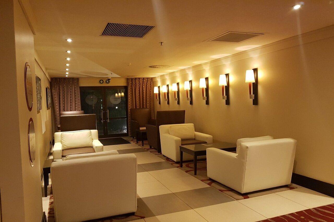 Mondior At Emperors Palace Kempton Park Buitenkant foto