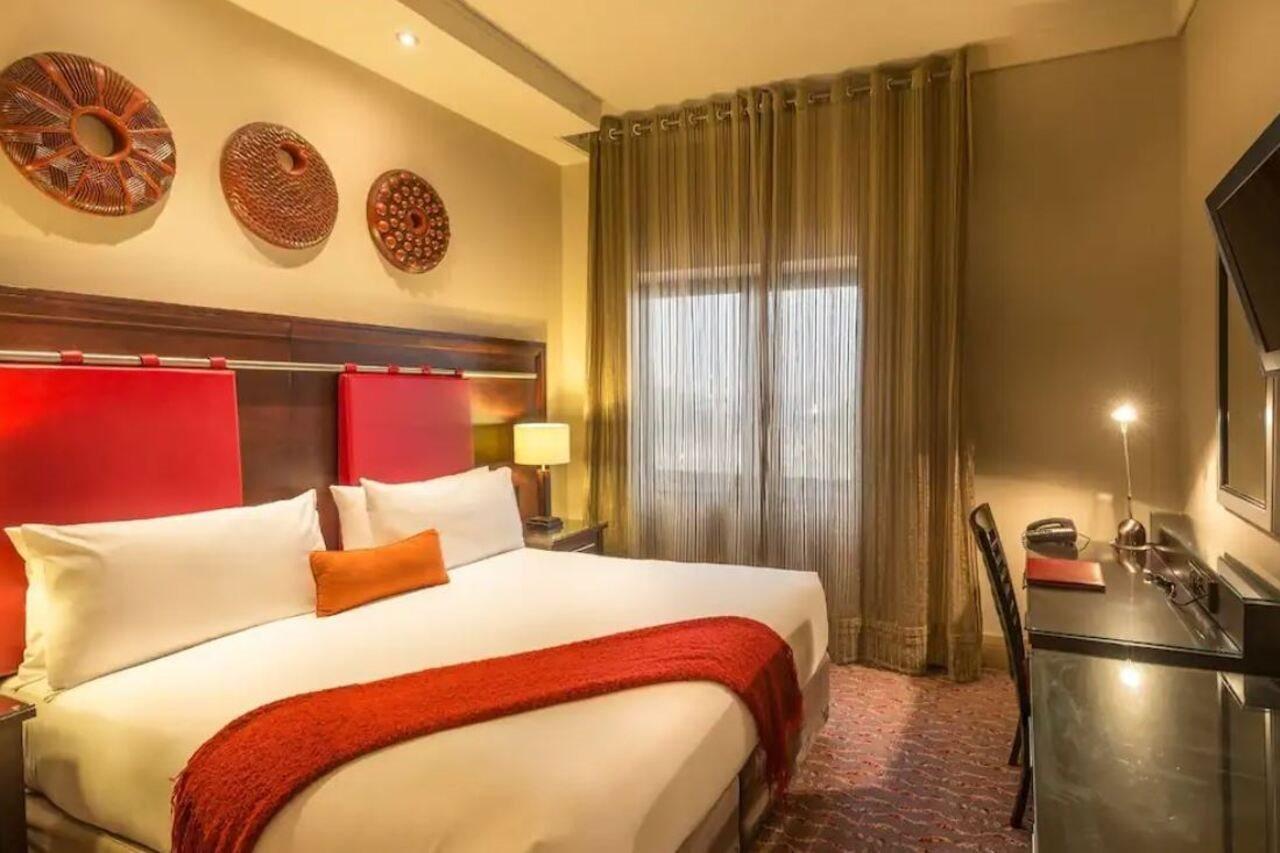 Mondior At Emperors Palace Kempton Park Buitenkant foto