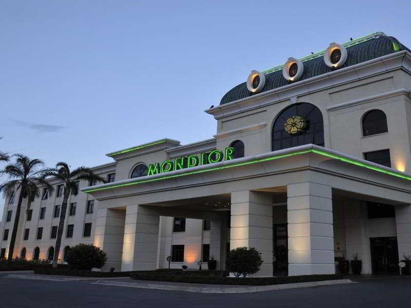 Mondior At Emperors Palace Kempton Park Buitenkant foto