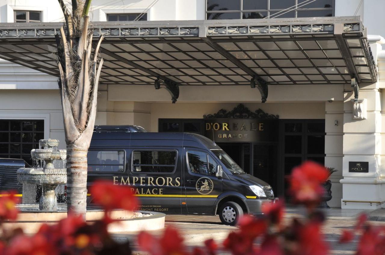 Mondior At Emperors Palace Kempton Park Buitenkant foto