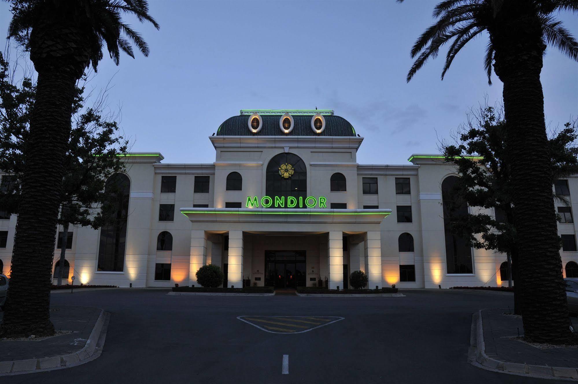 Mondior At Emperors Palace Kempton Park Buitenkant foto